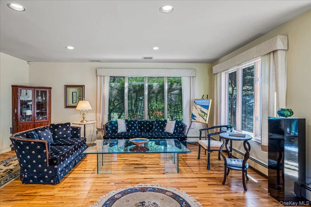 47 Main Street East Setauket, NY 11733