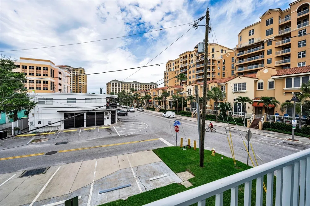 483 E SHORE DRIVE #A4 Clearwater Beach, FL 33767