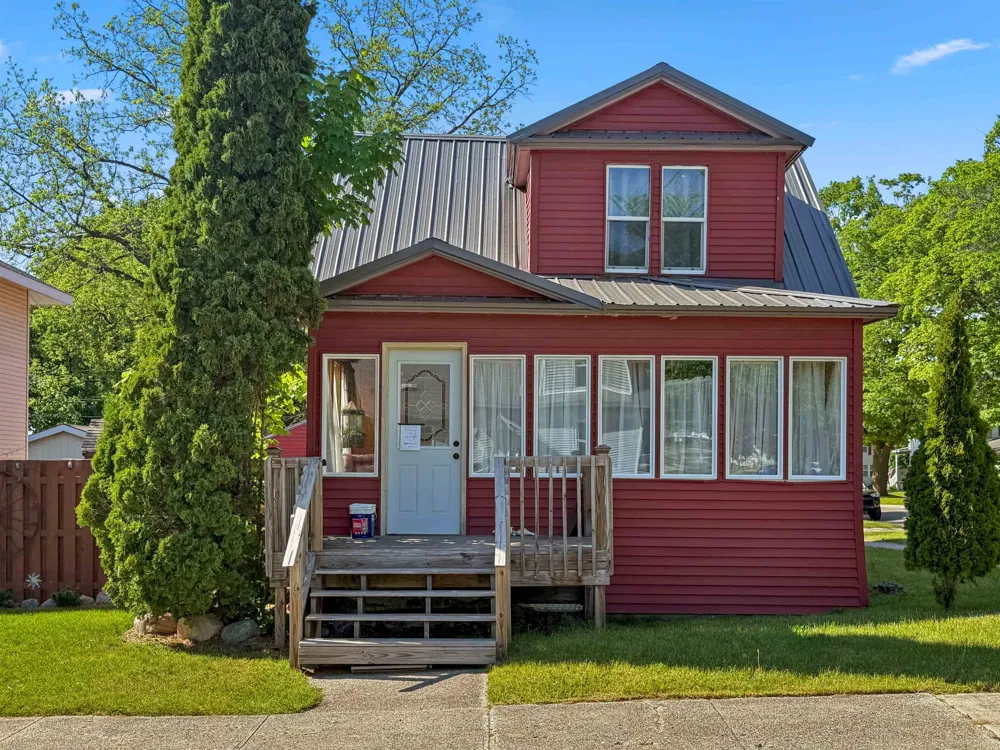 123 E Bremer Street Cadillac City, MI 49601