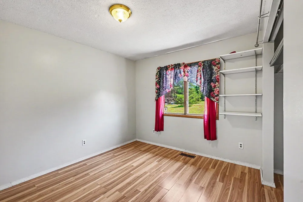 5156 Kellie Street Springville Township, MI 49668