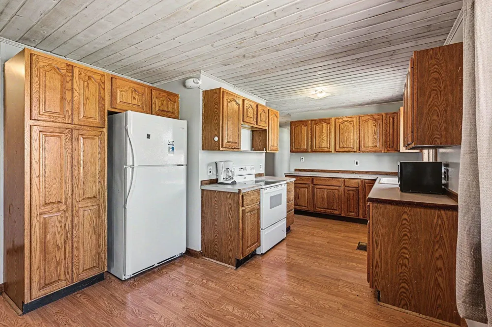 5156 Kellie Street Springville Township, MI 49668