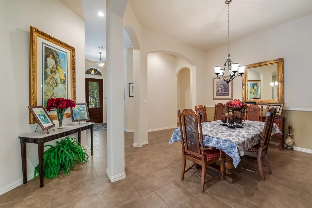 1827 Tall Chief Leander, TX 78641