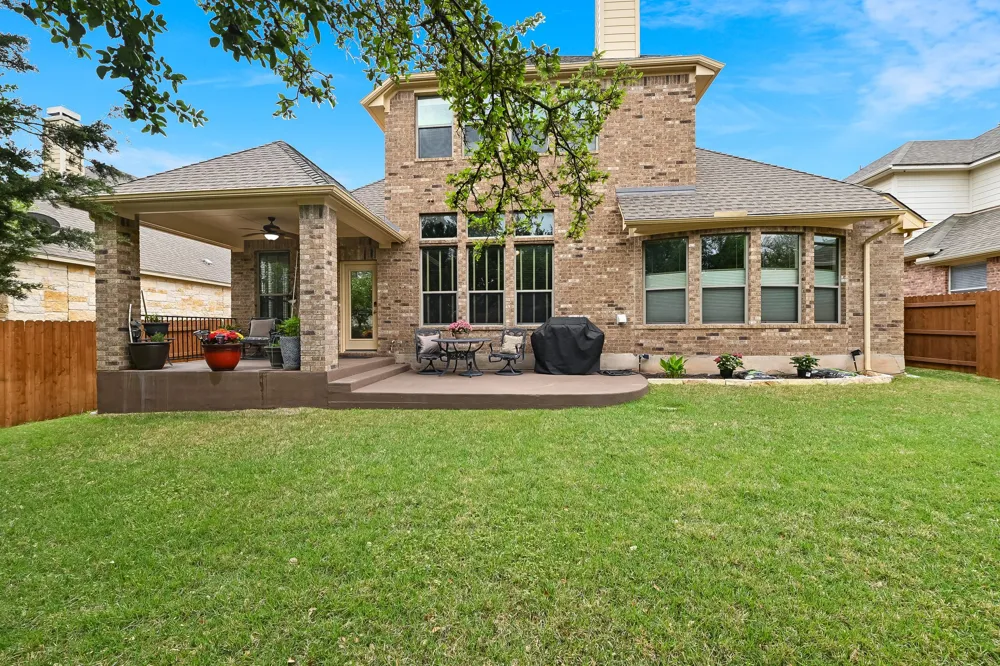1827 Tall Chief Leander, TX 78641