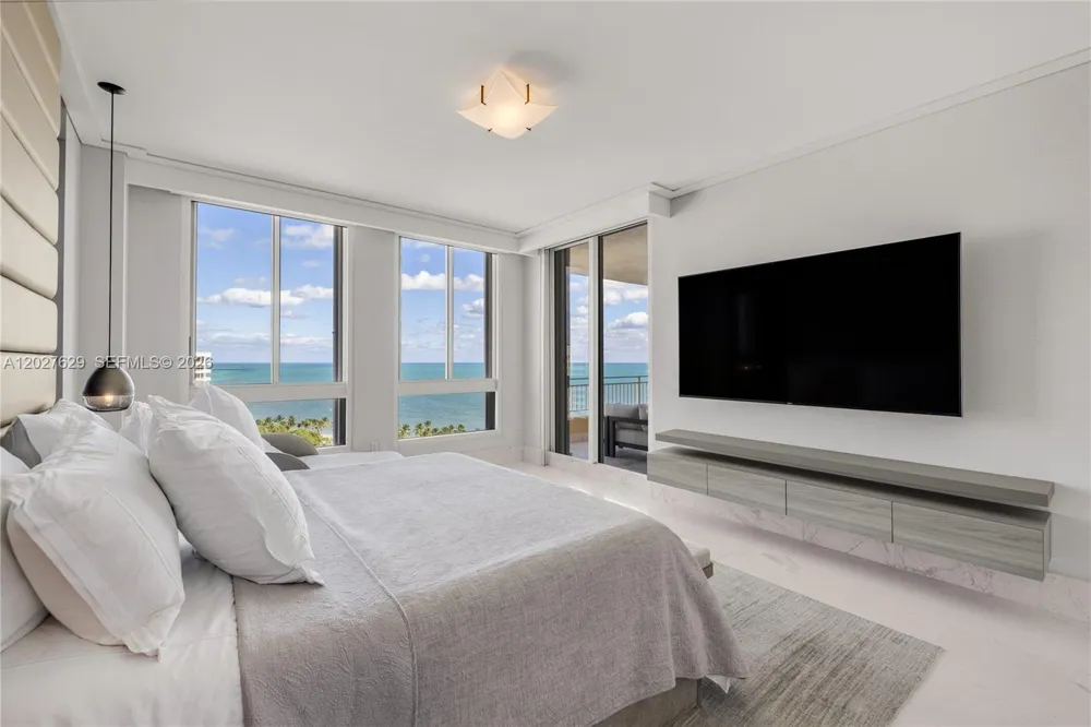 799 Crandon Blvd #PH-8 Key Biscayne, FL 33149