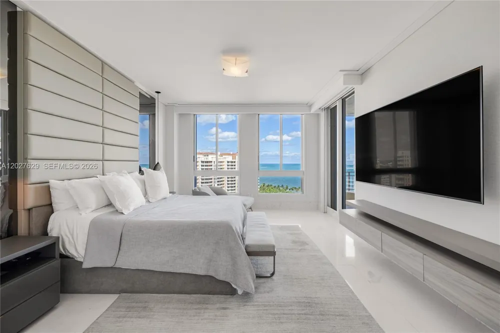 799 Crandon Blvd #PH-8 Key Biscayne, FL 33149
