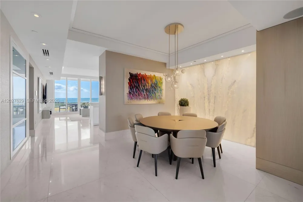 799 Crandon Blvd #PH-8 Key Biscayne, FL 33149