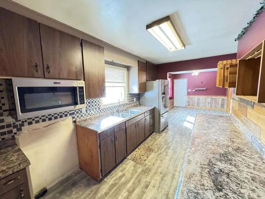3334 W Glendora Road Weesaw Township, MI 49128