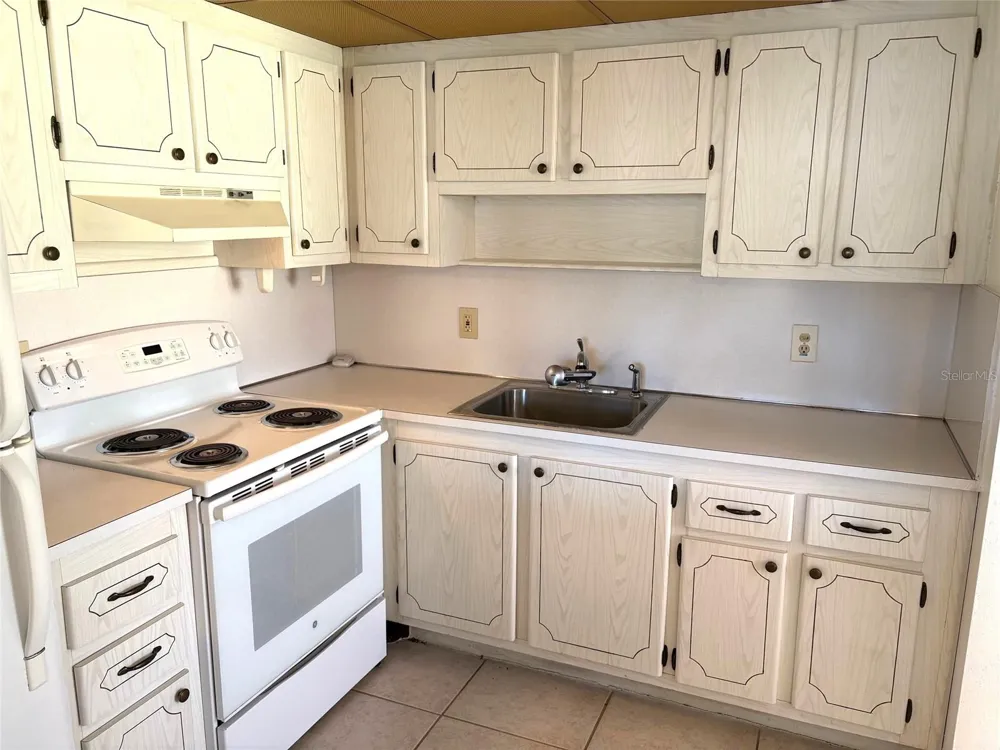 201 BEDFORD STREET #95 Sun City Center, FL 33573