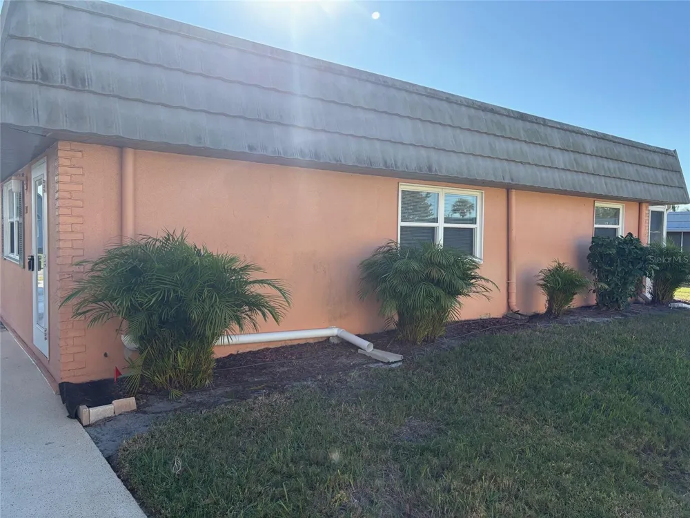 201 BEDFORD STREET #95 Sun City Center, FL 33573