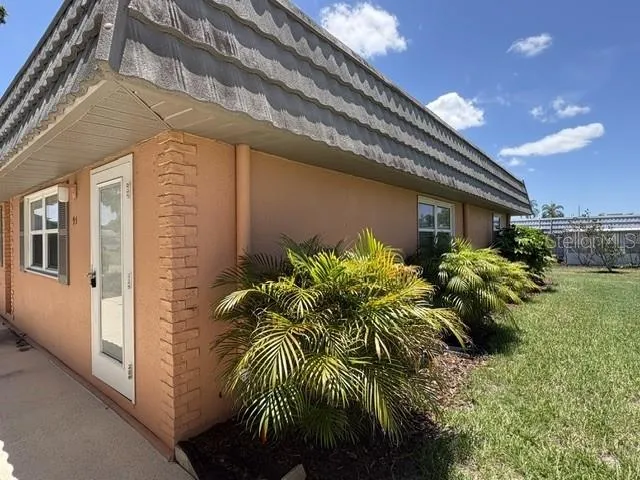 201 BEDFORD STREET #95 Sun City Center, FL 33573