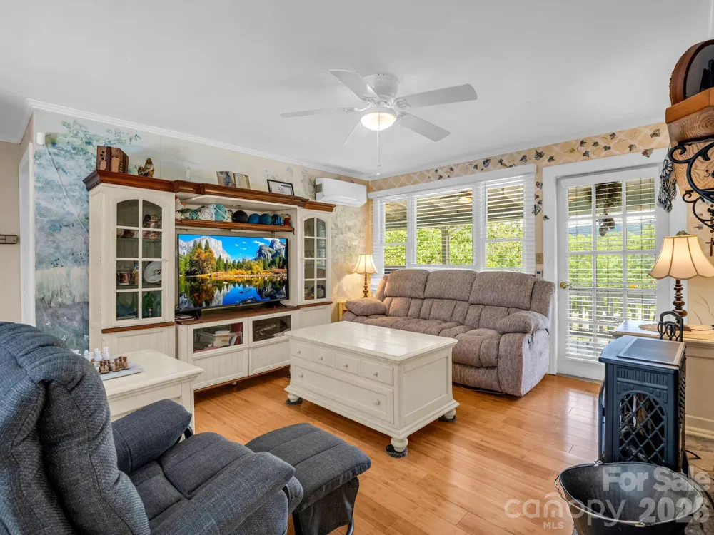 263 O Messersmith Road Lake Lure, NC 28746