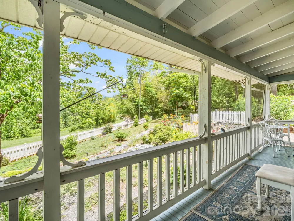 263 O Messersmith Road Lake Lure, NC 28746