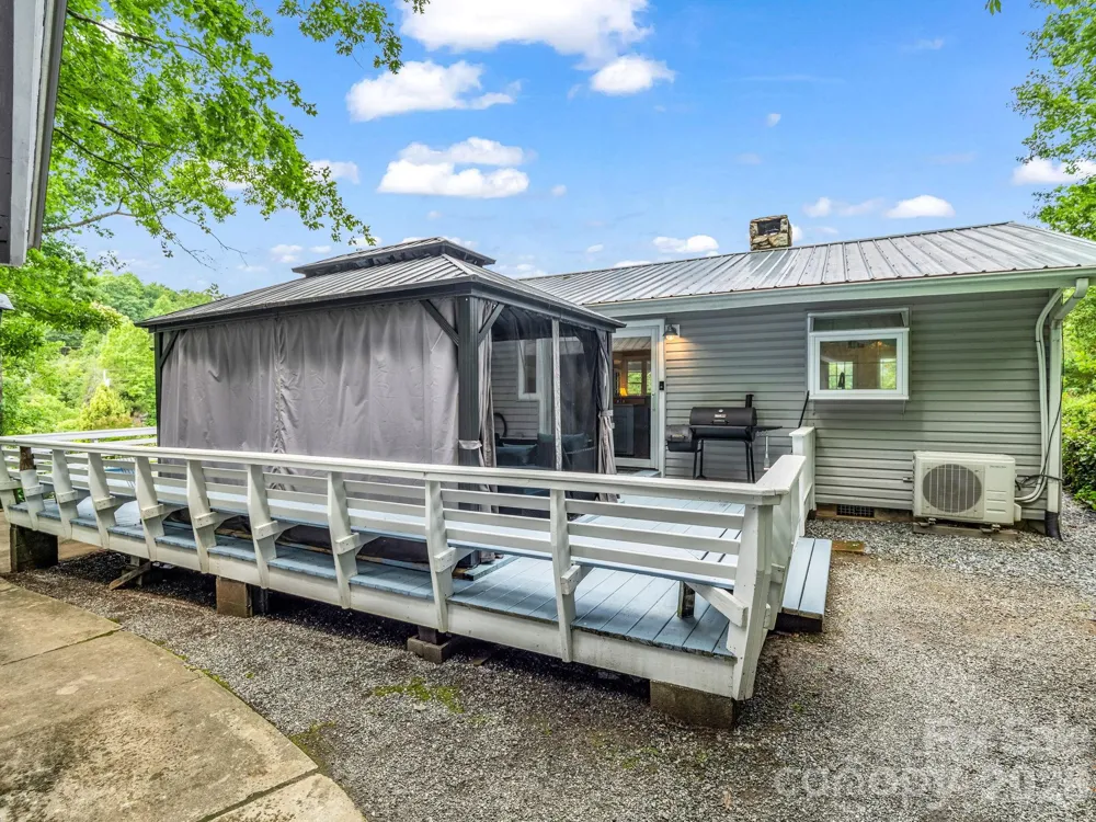 263 O Messersmith Road Lake Lure, NC 28746