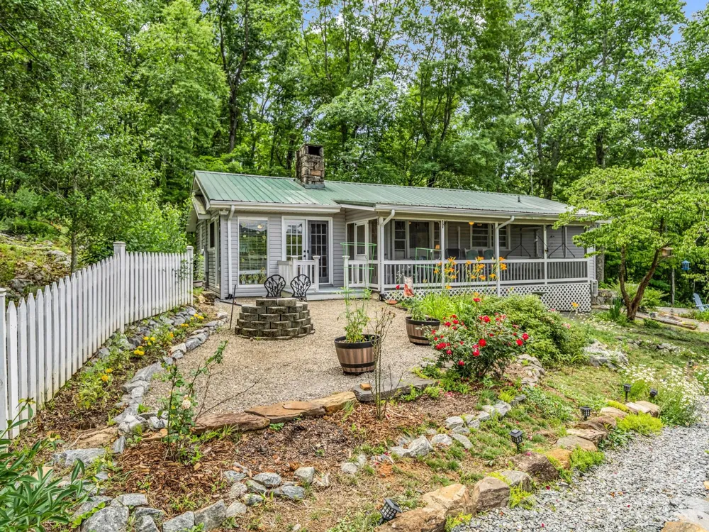 263 O Messersmith Road Lake Lure, NC 28746