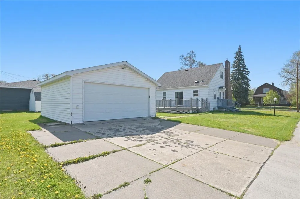 3019 21st Street Superior, WI 54880