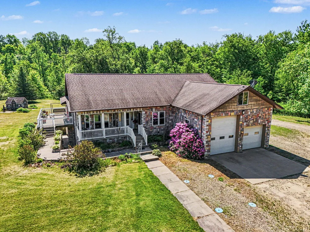 16470 E Ts Avenue Fulton, MI 49052