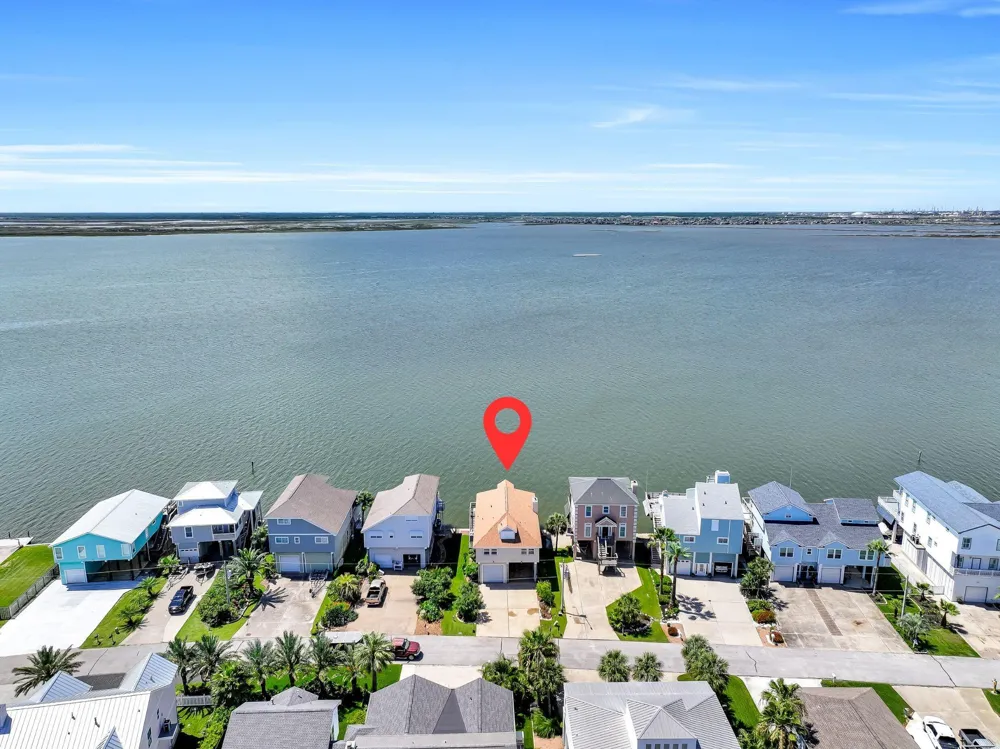 243 Isles End Road #RR2 Tiki Island, TX 77554