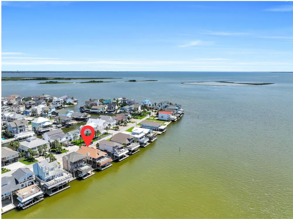 243 Isles End Road #RR2 Tiki Island, TX 77554