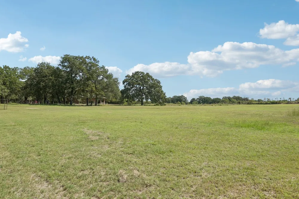 1901 Newt Patterson Mansfield, TX 76063