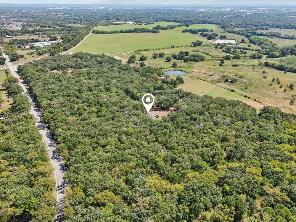 1901 Newt Patterson Mansfield, TX 76063