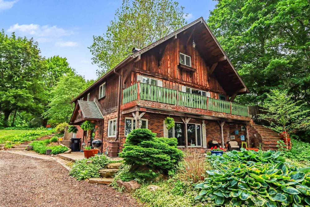 2535 Miner Lake Drive Allegan, MI 49010