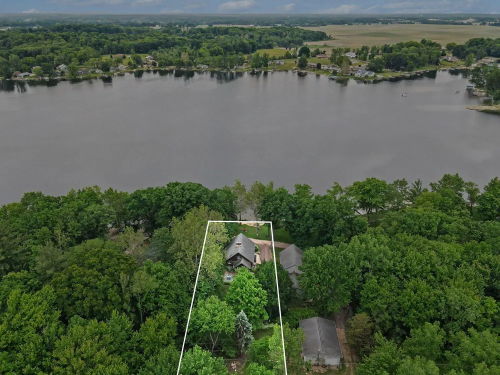 2535 Miner Lake Drive Allegan, MI 49010
