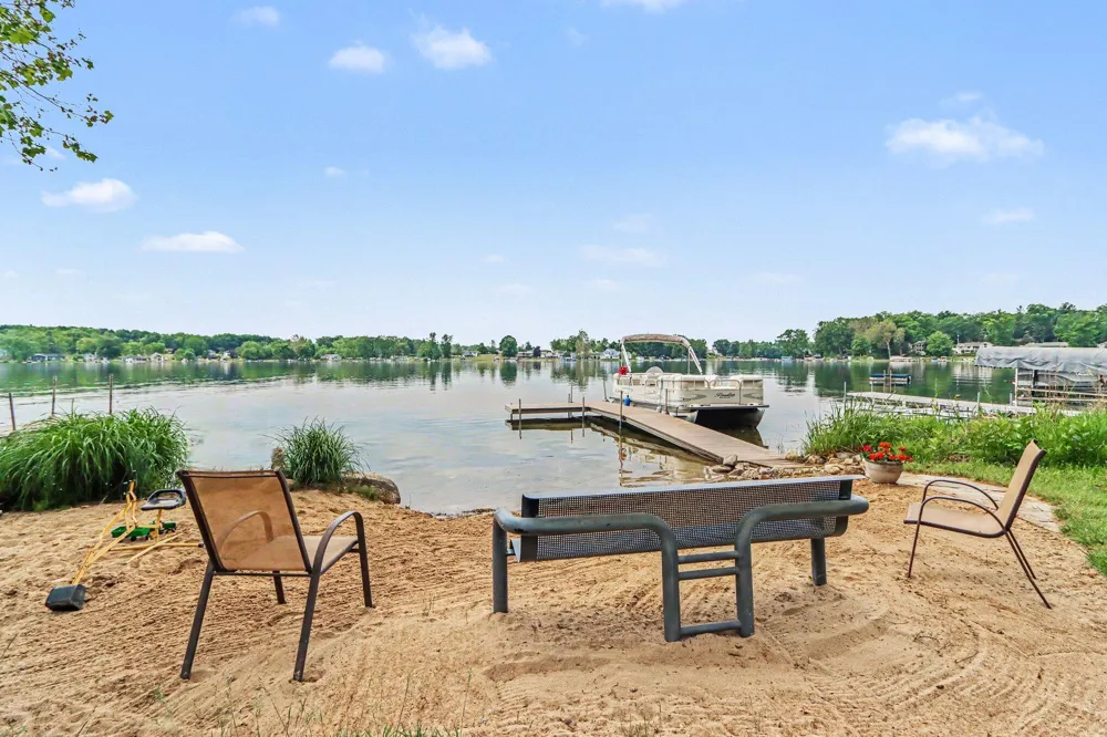 2535 Miner Lake Drive Allegan, MI 49010