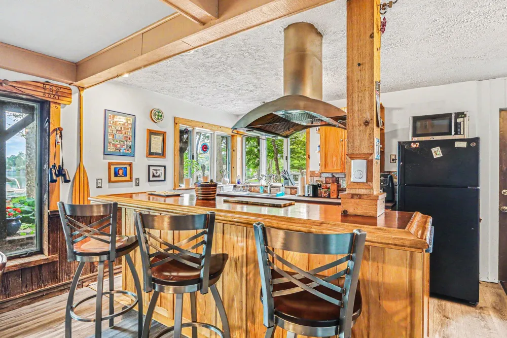 2535 Miner Lake Drive Allegan, MI 49010