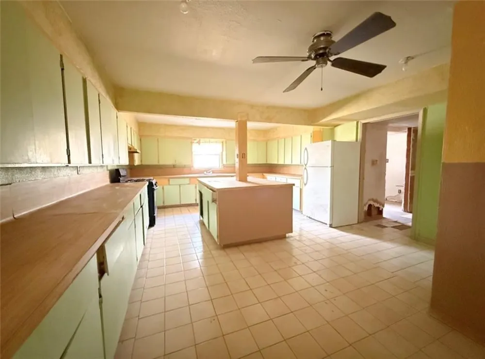 244 County Road 1032 Kingsville, TX 78363