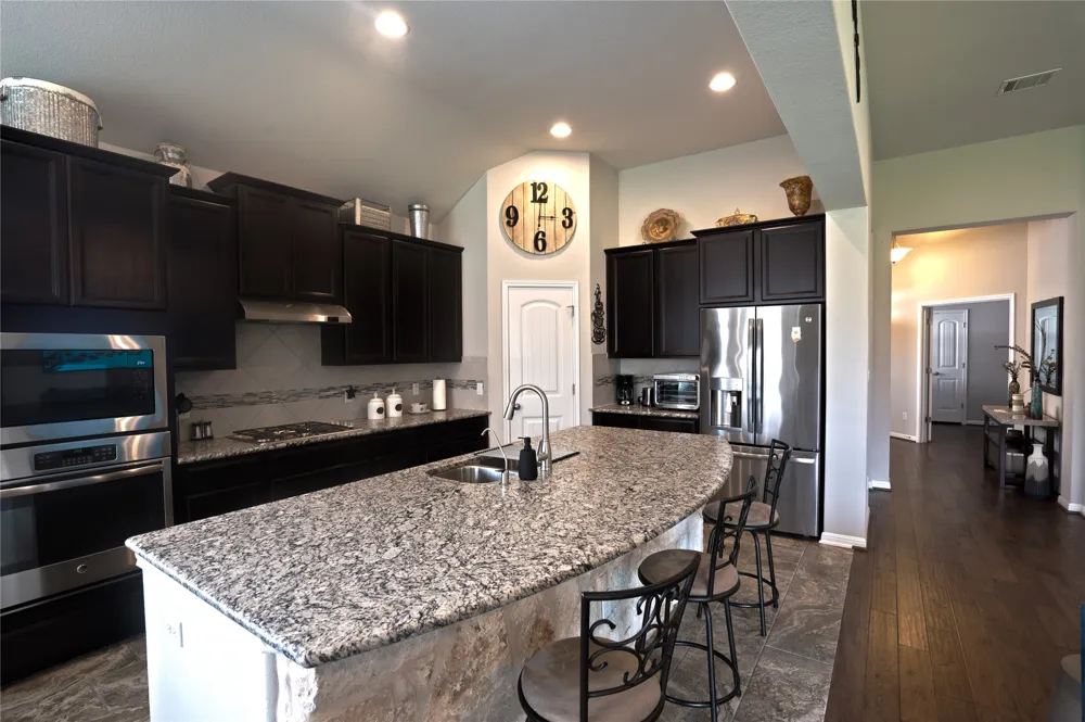 203 Summer Park Bend Cedar Park, TX 78613