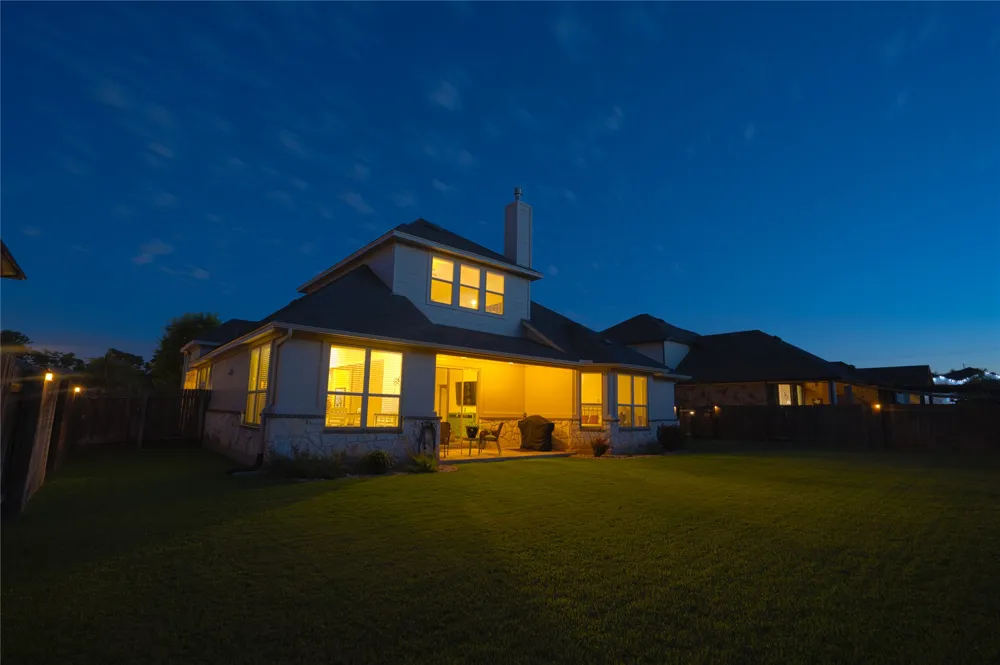 203 Summer Park Bend Cedar Park, TX 78613