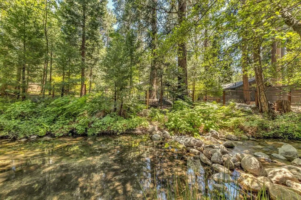 26140 Bicknell Lane Idyllwild, CA 92549