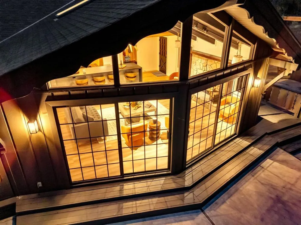 26140 Bicknell Lane Idyllwild, CA 92549