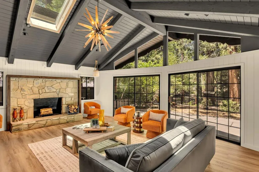26140 Bicknell Lane Idyllwild, CA 92549