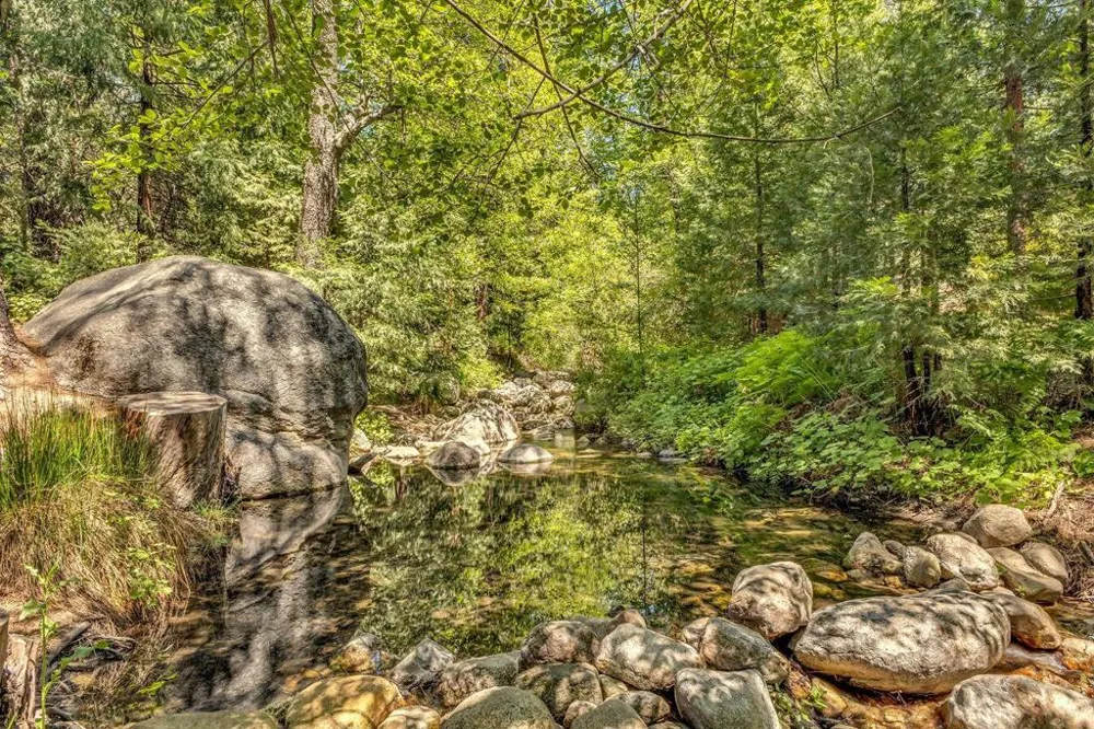 26140 Bicknell Lane Idyllwild, CA 92549