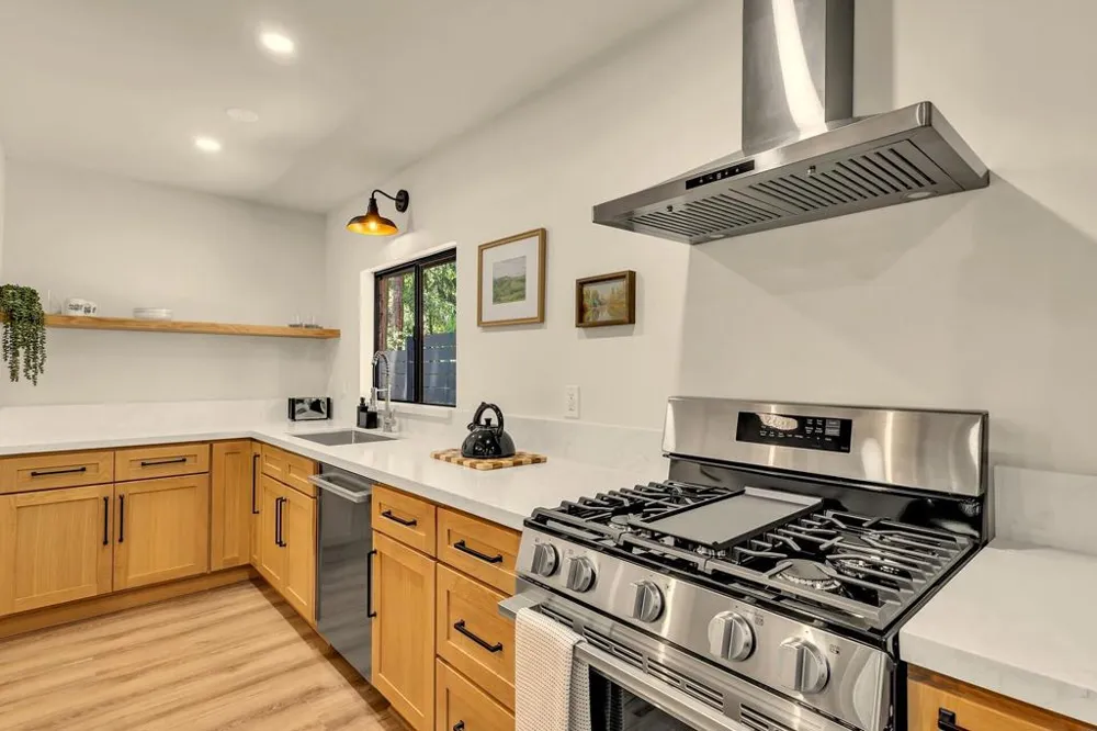 26140 Bicknell Lane Idyllwild, CA 92549