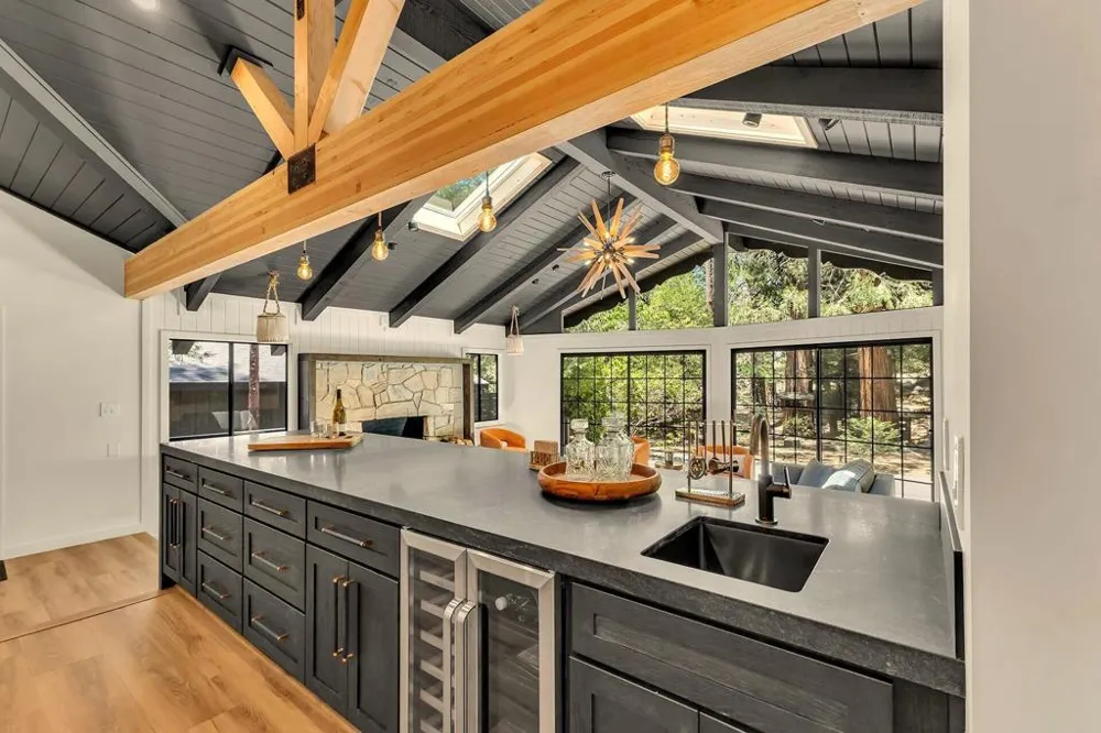 26140 Bicknell Lane Idyllwild, CA 92549