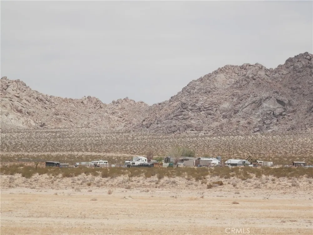 Octavo St. + Pearl Rd Lucerne Valley, CA 92356