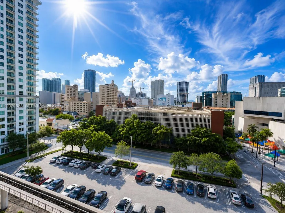 234 NE 3rd St #905 Miami, FL 33132