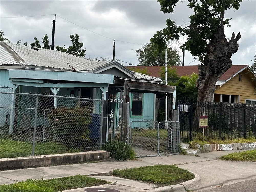 321 Cortez Street Corpus Christi, TX 78405