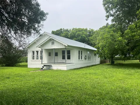 149 Private Road 9400