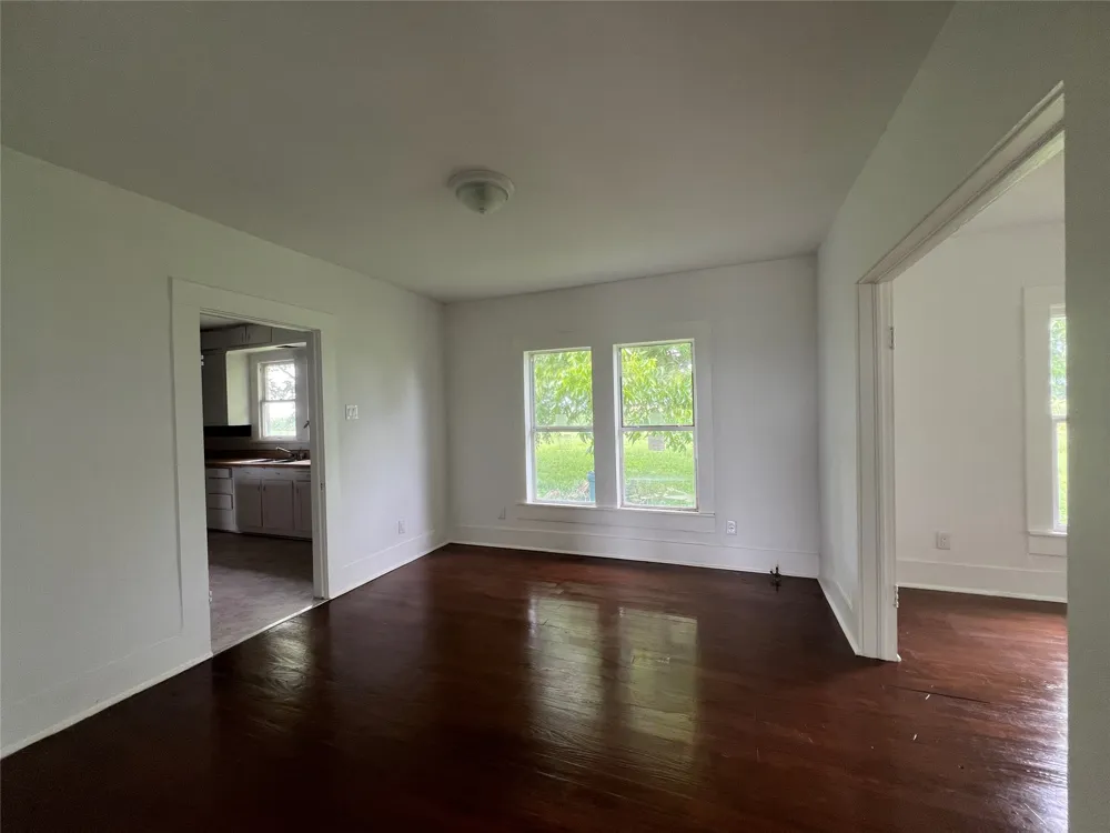 149 Private Road 9400 Thorndale, TX 76577