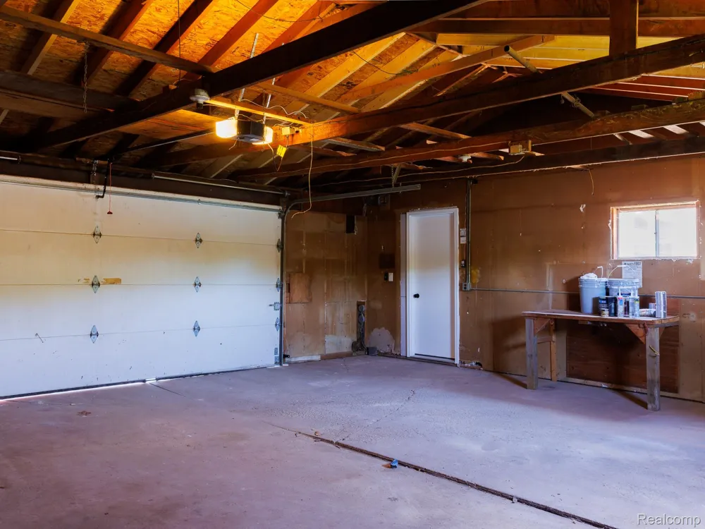 11560 Island Ct Court Hartland Township, MI 48353