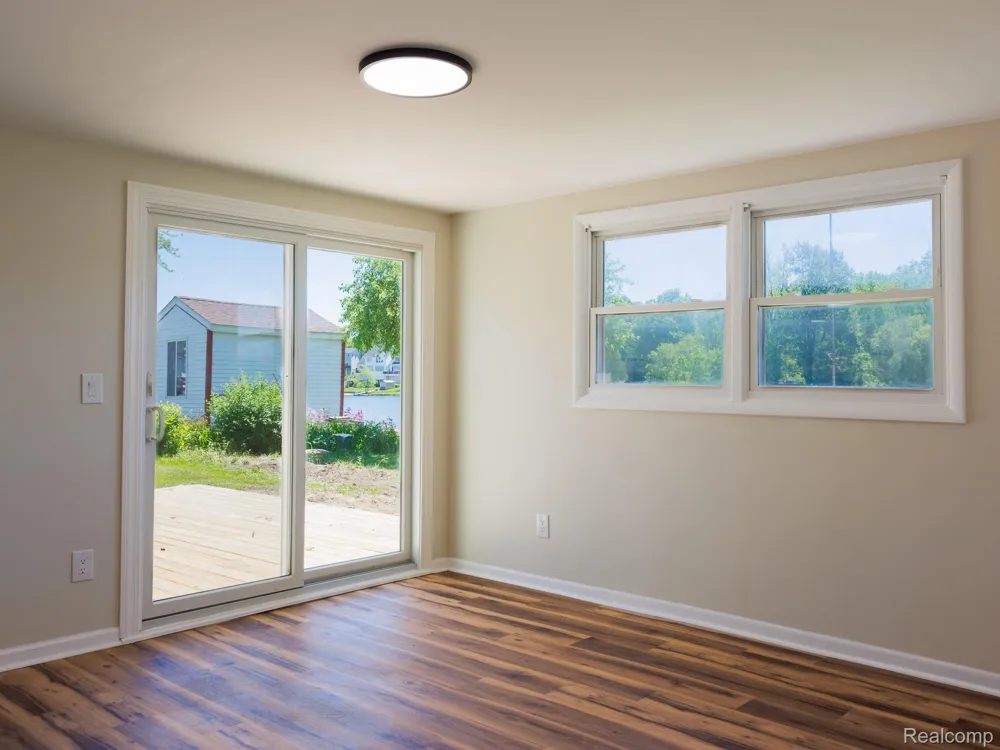 11560 Island Ct Court Hartland Township, MI 48353