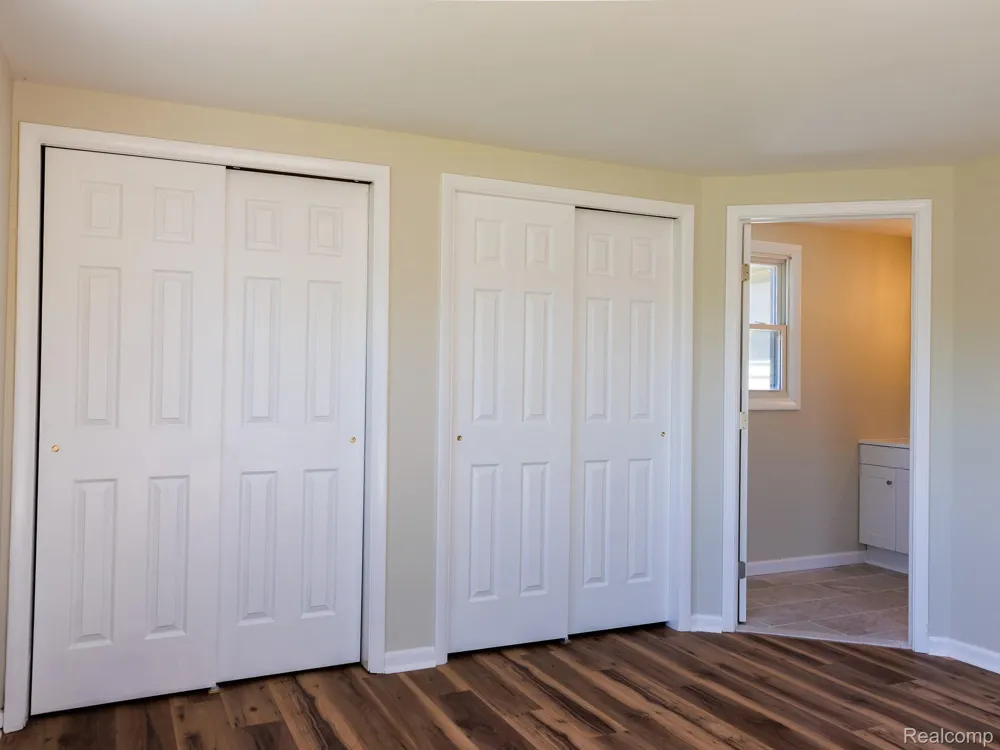 11560 Island Ct Court Hartland Township, MI 48353