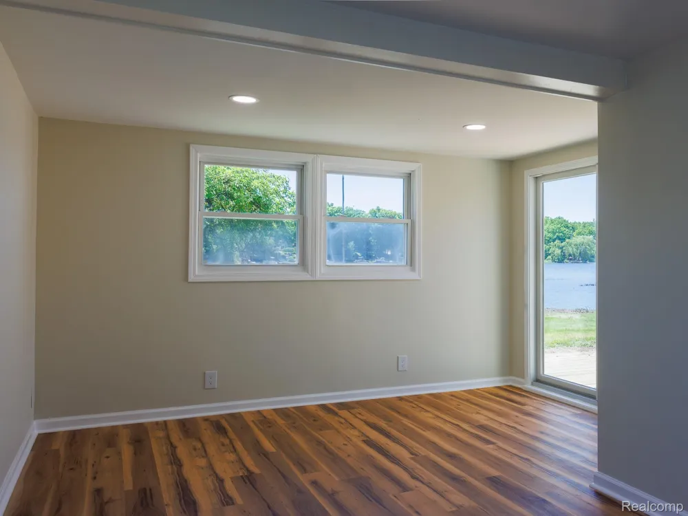 11560 Island Ct Court Hartland Township, MI 48353