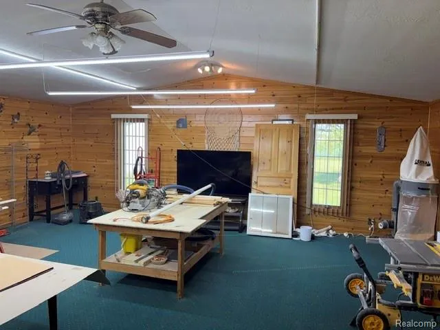 4815 Loree Road Deckerville Village, MI 48427