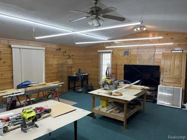 4815 Loree Road Deckerville Village, MI 48427