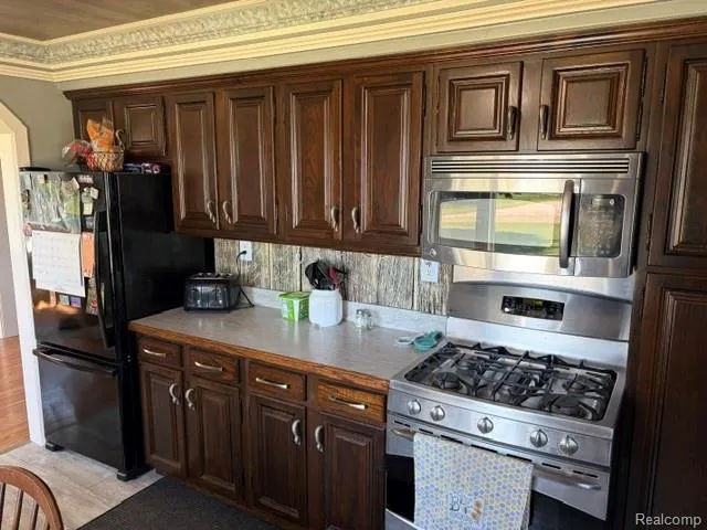 4815 Loree Road Deckerville Village, MI 48427