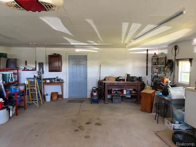 4815 Loree Road Deckerville Village, MI 48427